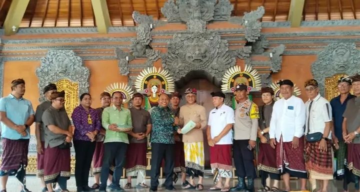 Kantor Pertanahan kabupaten Gianyar Gelar Penyerahan Sertipikat Kepada Masyarakat di Ubud.