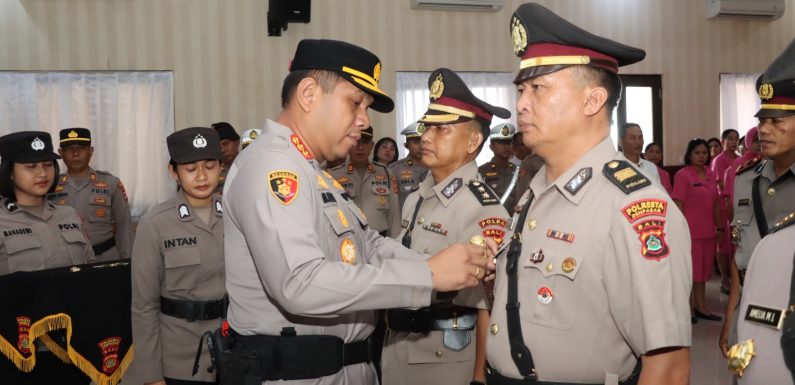 Kapolresta Pimpin Upacara Sertijab dan Penyerahan Jabatan Kasi Humas Polresta