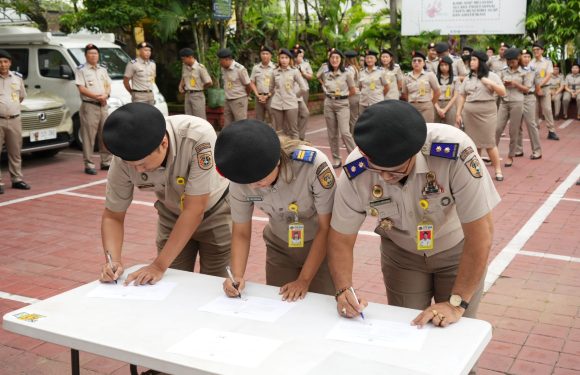 Komitmen Bersama Bangun Zona Integritas, Kantor Pertanahan Kabupaten Badung Laksanakan Penandatanganan Pakta Integritas.