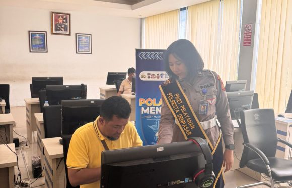 Pelayanan Humanis SIM Satpas Polresta Denpasar Bantu Pemohon Sim.