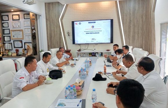 Kantor Pertanahan Kabupaten Tabanan melaksanakan kunjungan kerja ke Kantor Pertanahan Kota Denpasar Terkait Implementasi Integrasi Data Pertanahan dan Perpajakan Melalui Sistem Penghubung Layanan Pemerintah (SPLP).