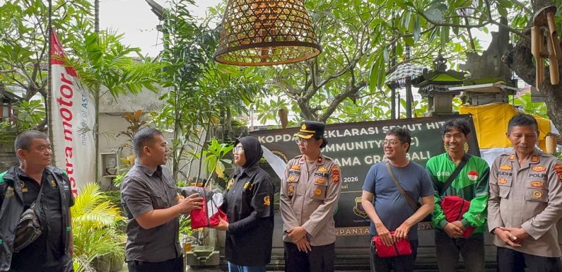 Kapolsek Denpasar Barat Gelar Sambang Kamtibmas Bersama Pengemudi Ojek Online Grab Bali.
