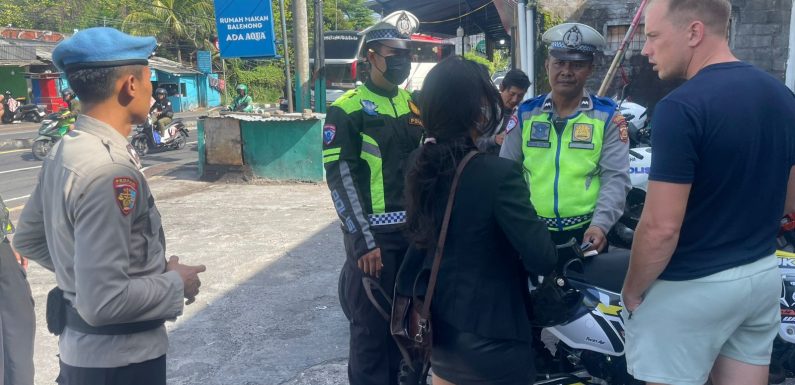 Operasi Keselamatan Agung 2026 Digelar di Simpang TL Permata Hijau Denpasar, Puluhan Pelanggar Ditindak.