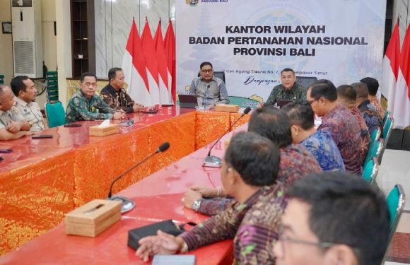 Kepala Kantor Pertanahan Kabupaten Bangli mengikuti Sharing Session bersama Wamen ATR/BPN.