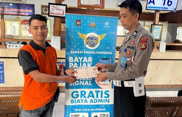 Melalui Layanan E- Signal, Satuan Regident Polres  Jembrana Berikan Pelayanan  Humanis, Mudah dan Transparan.