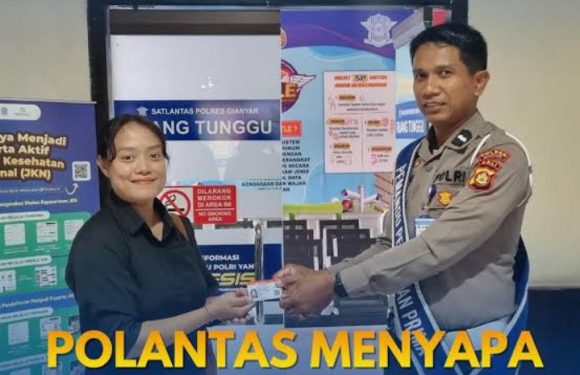 Melalui Polantas Menyapa, Satpas SIM Polres Gianyar Berikan Layanan Humanis dan Transparan Kepada Pemohon SIM.