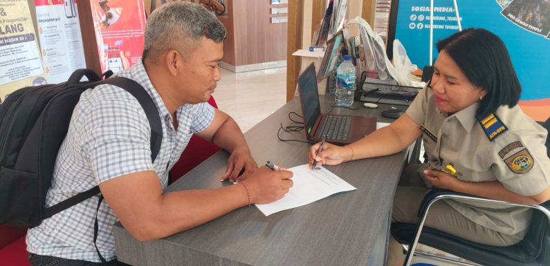 Pelayanan Prima Kembali Dilaksanakan Oleh Kantor Pertanahan Kabupaten Klungkung Kepada Masyarakat Dengan Menghadirkan Layanan Langsung Di Mall Pelayanan Publik.