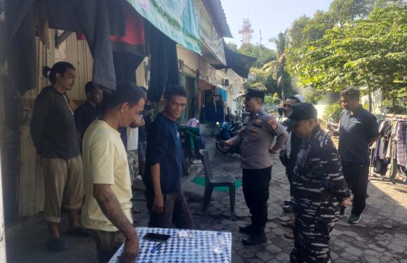 Cooling System di Pelabuhan Benoa, Polsek Kawasan Pelabuhan Benoa Ajak ABK dan Pemilik Toko Jaga Kamtibmas Kondusif