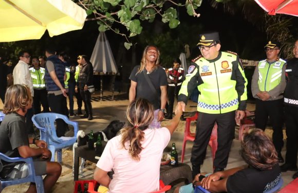Kapolresta Denpasar Pimpin Patroli Skala Besar di Kuta, Wujudkan Rasa Aman dan Cegah Gangguan Kamtibmas