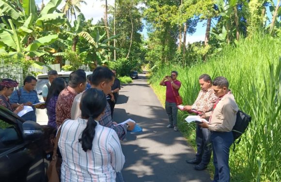 Tim Kantor Pertanahan Kabupaten Bangli Hadiri Pemeriksaan Setempat Perkara Pertanahan di Desa Jehem.