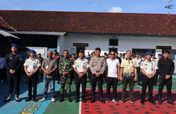 KOMITMEN INTEGRITAS, SELURUH PETUGAS RUTAN NEGARA UCAPKAN IKRAR ANTI HANDPHONE ILEGAL, NARKOBA, DAN PENIPUAN