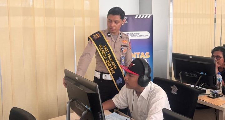 Humanis dan Cepat, Pelayanan Satpas SIM Polresta Denpasar Berikan Pendampingan Prima kepada Pemohon.
