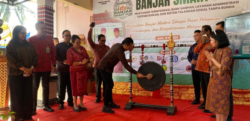 Melalui Polantas Menyapa,  Pelayanan STNK Polres Jembrana Kini Hadir di Banjar Smart Hub Desa Warnasari.