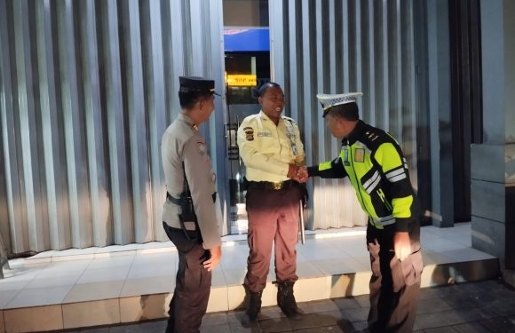 KRYD dan Patroli Dialogis Polsek Denpasar Barat, Perkuat Harkamtibmas di Pusat Keramaian