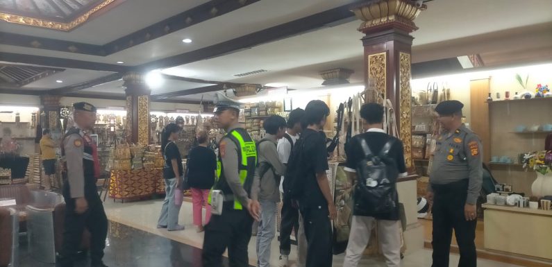 Sat Samapta Polresta Denpasar Pengamanan Pesta Kesenian Bali XLVIII, Pastikan Kenyamanan Pengunjung