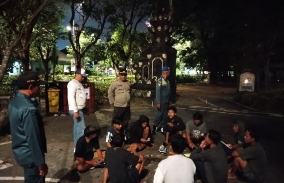 Sambang Cooling System, Polsek Kawasan Pelabuhan Benoa Ajak ABK Kapal Ikan Jaga Kamtibmas