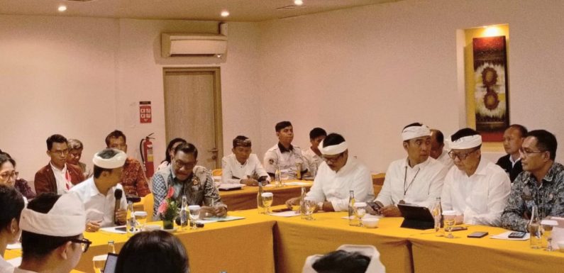 Kepala Kantor Pertanahan Badung Menghadiri Rapat Bersama Pemprov Bali Terkait Pembahasan Tindak Lanjut Hasil Penyepakatan Lahan Pertanian Pangan Berkelanjutan.
