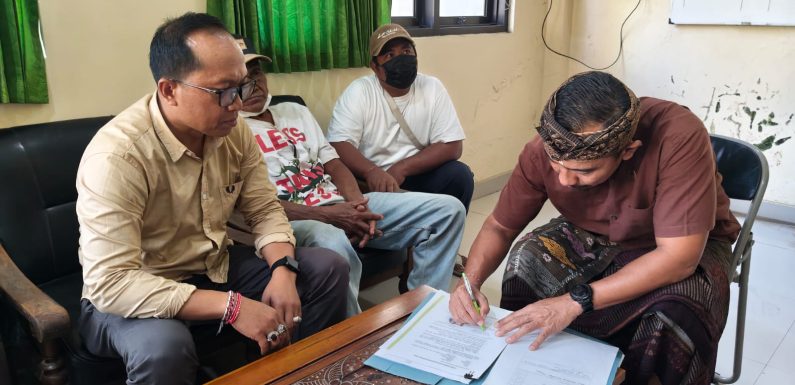 Dekatkan Pelayanan kepada Masyarakat, Kantor Pertanahan Kabupaten Klungkung Hadir Langsung di Nusa Penida Laksanakan Pelepasan Hak
