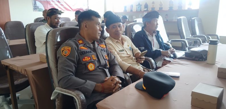 Hadiri Konsultasi Pelayanan Publik di RSU Dharma Yadnya, Kapolsek Dentim Dukung Peningkatan Mutu Layanan Kesehatan