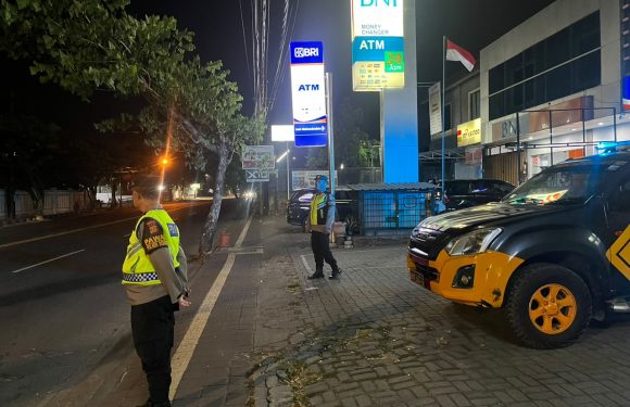 Patroli Blue Light Subuh, Polsek Denpasar Barat Antisipasi Balap Liar dan Kejahatan Jalanan