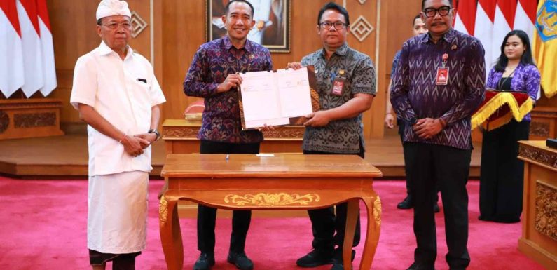 Kantor Pertanahan Kabupaten Klungkung Teken Perjanjian Kerja Sama Dengan Pemerintah Daerah, Perkuat Integrasi Data Pertanahan dan Perpajakan Daerah.