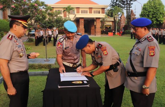 Kapolresta Denpasar Pimpin Sertijab Kasat Polairud dan Kasat Pamobvit, Tekankan Profesionalisme dan Amanah Jabatan