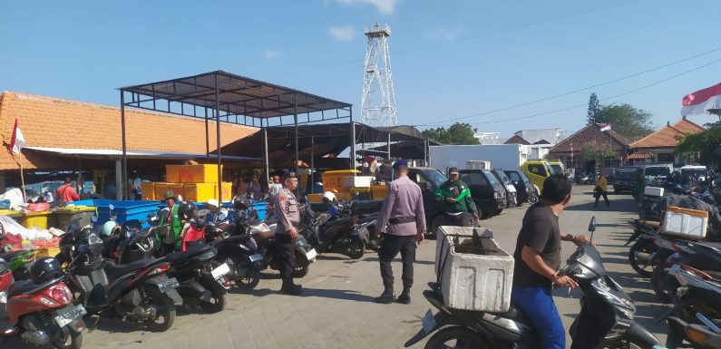 Patroli Pesisir di Kedonganan, Satpolairud Polresta Denpasar Imbau Nelayan Utamakan Keselamatan Saat Melaut