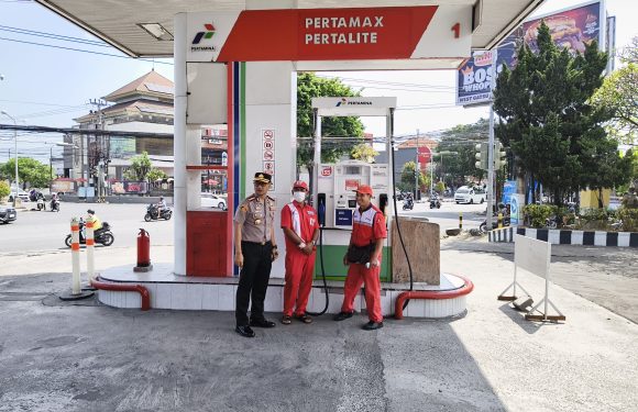 Kapolresta Denpasar Monitoring Sejumlah SPBU, Pastikan Pelayanan BBM Berjalan Kondusif