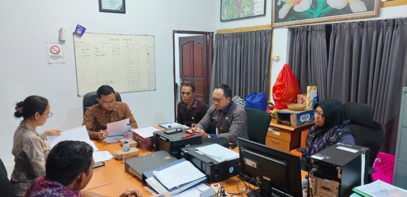 Perkuat Koordinasi Penataan Ruang, Kantor Pertanahan Kabupaten Klungkung Laksanakan  Rapat PKKPR Nonberusaha Bersama Dinas PUPRPKP