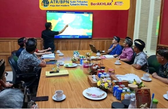 Kasi Pengadaan Tanah Kantah Buleleng Mengikuti Rapat Koordinasi Terkait Pembebasan Lahan untuk Akses Jalan Menuju Sport Center