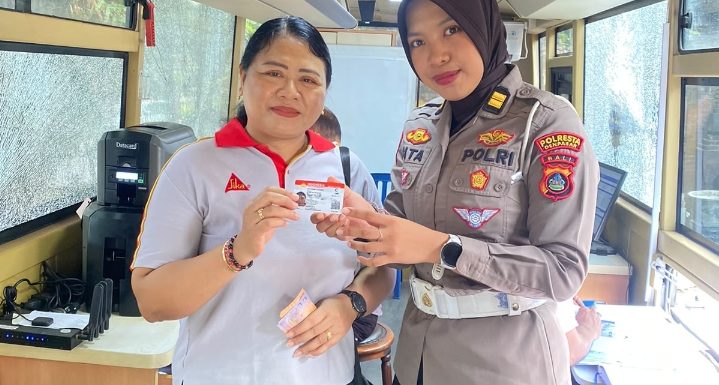 Berikan Pelayan Mudah, Cepat dan Transparan, SIM Keliling Polresta Denpasar Hadir di Mall Pelayanan Publik