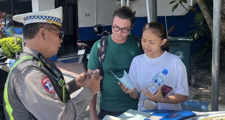 Operasi Patuh Agung 2026 Polresta Denpasar, Lima WNA Ditindak karena Tidak Pakai Helm